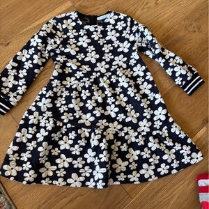 Take note long sleeve flower power dress 5t